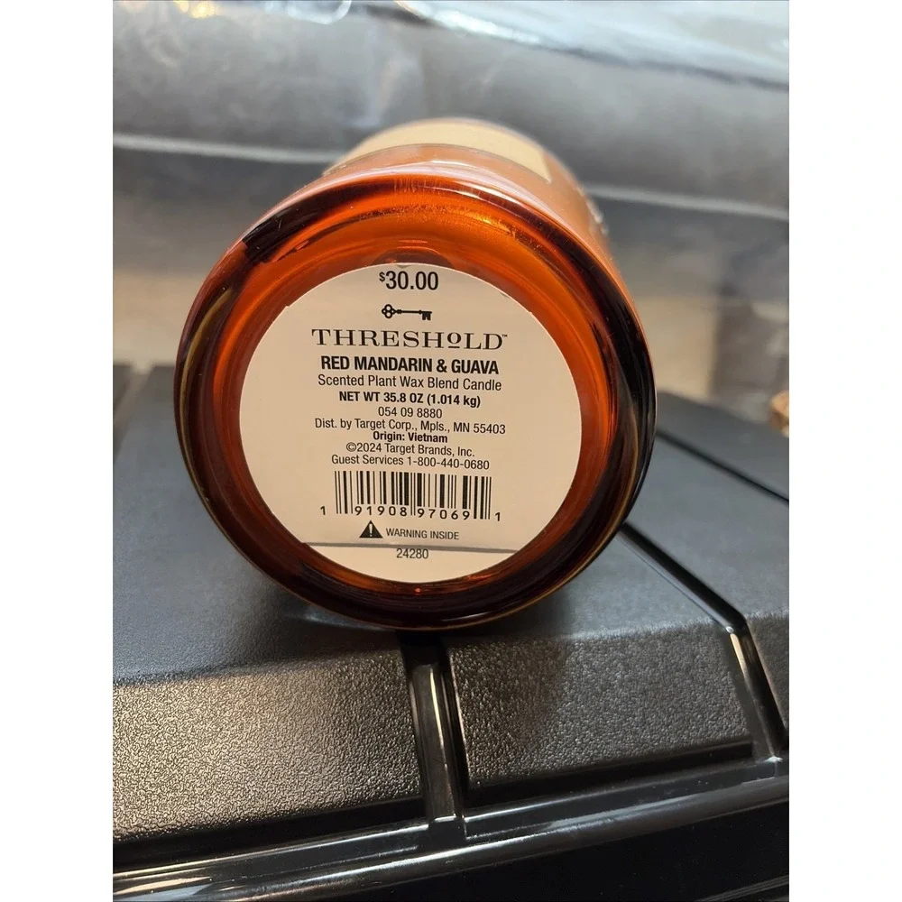 Threshold 35.8oz Colored Vase‎ Glass Mandarin & Guava Candle Orange- BRAND NEW